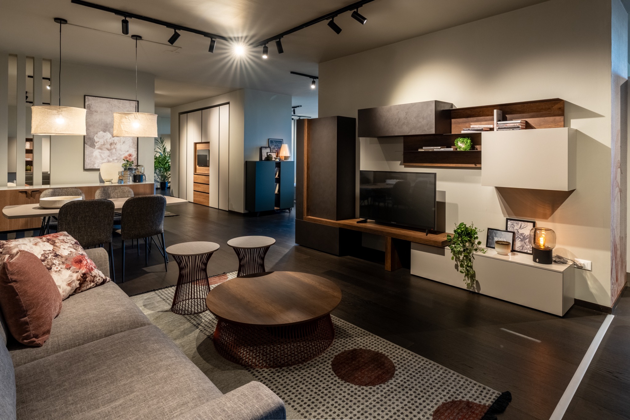 Zona giorno Tomasella completa con living e sala da pranzo